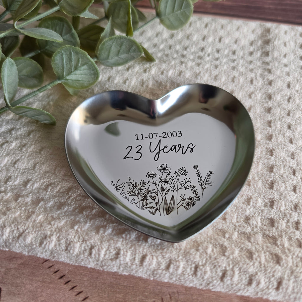 Custom engraved heart-shaped ring dish with anniversary date and personalized message