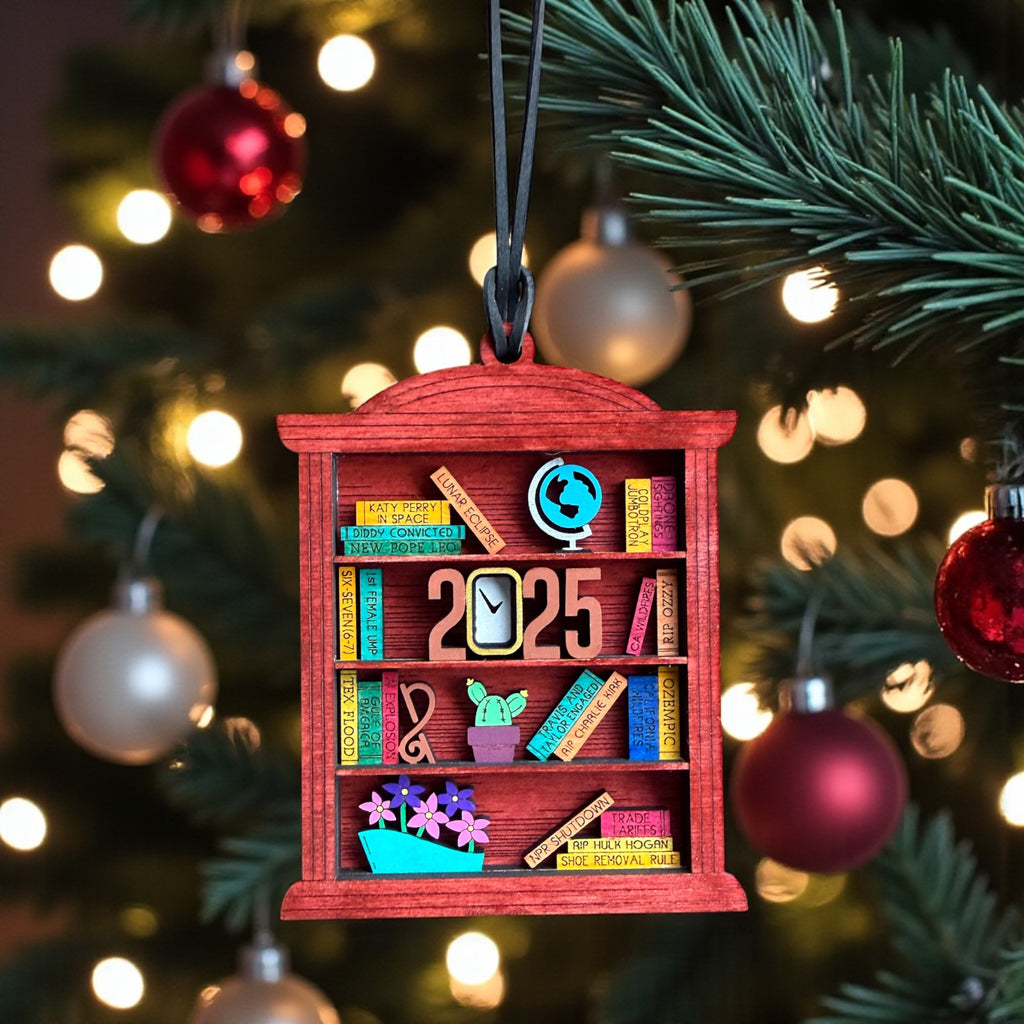 2025 Bookshelf Ornament – Layered Wood Year-in-Review Keepsake