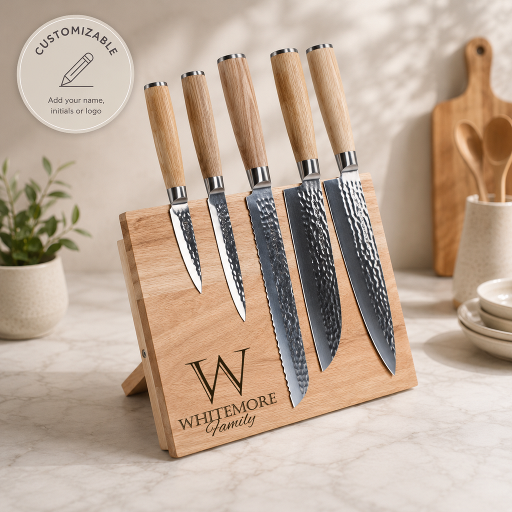 Custom knife set with a personalized magnetic knife block and five gourmet knives. A premium gift for weddings, chefs, and housewarmings.