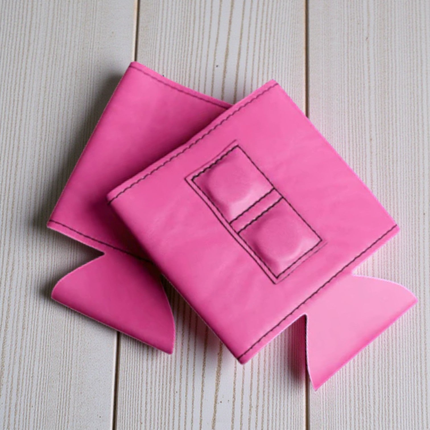 Magnetic Leatherette Can Duster