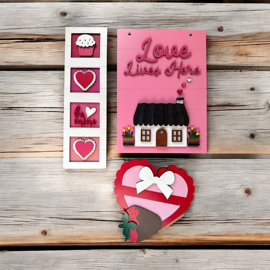 Valentines "Love Lives Here" Interchangeable Sign Set for Wooden Post