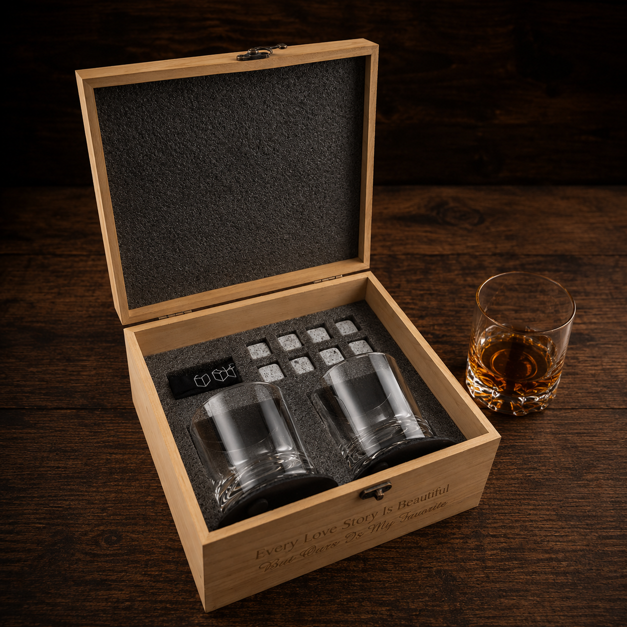 whiskey gift set in red alder wood gift box